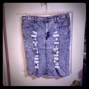 Zenobia Distressed  Denim Skirt Size 2XL NWT